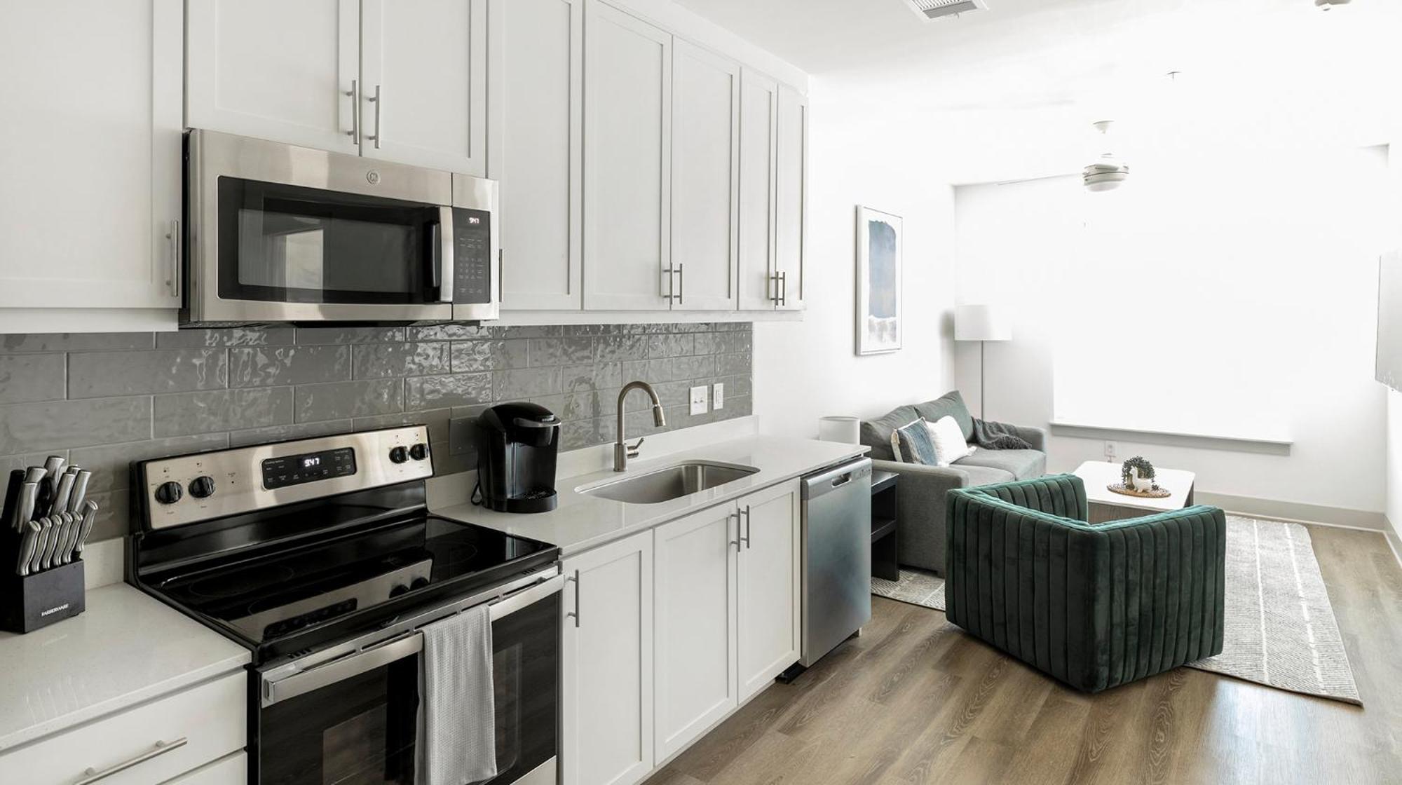 Gallery Apartments By Barsala Хънтсвил Екстериор снимка